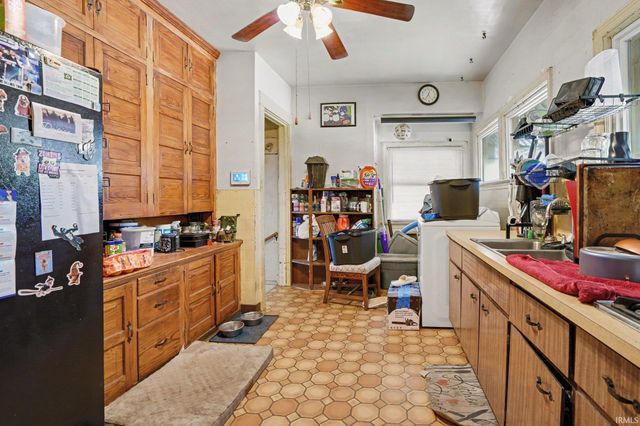 1608 Sheridan Street, South Bend, IN 46628