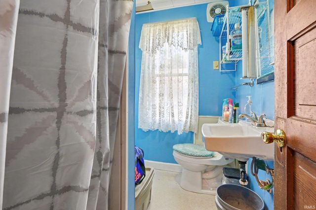 1608 Sheridan Street, South Bend, IN 46628