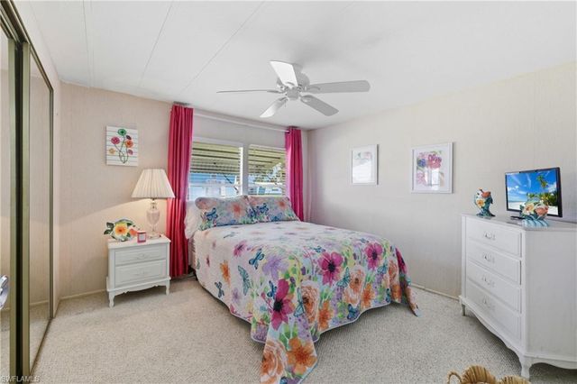 815 Holly Berry CT, North Fort Myers, FL 33917