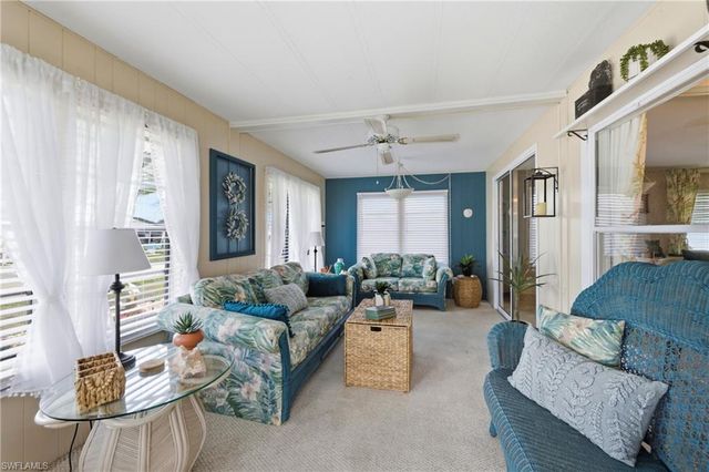 815 Holly Berry CT, North Fort Myers, FL 33917