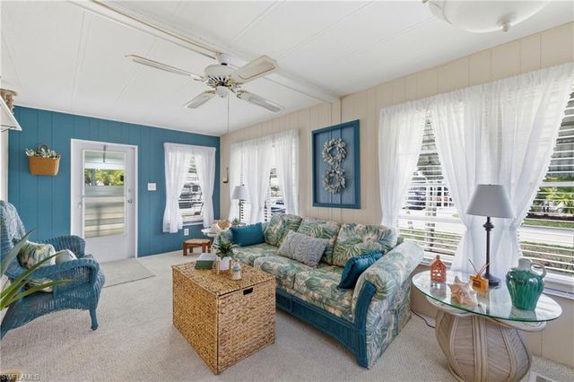 815 Holly Berry CT, North Fort Myers, FL 33917