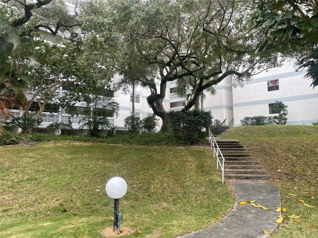 3301 Spanish Moss Terrace 610, Lauderhill, FL 33319