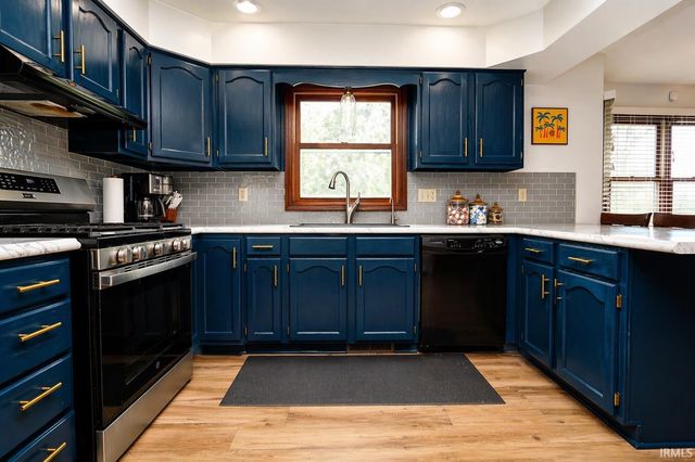 53240 Lehner Court, Granger, IN 46530