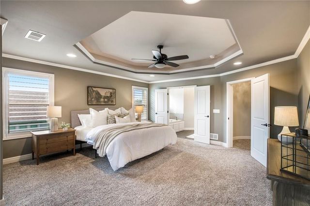 15801 Canterbury Street, Overland Park, KS 66224