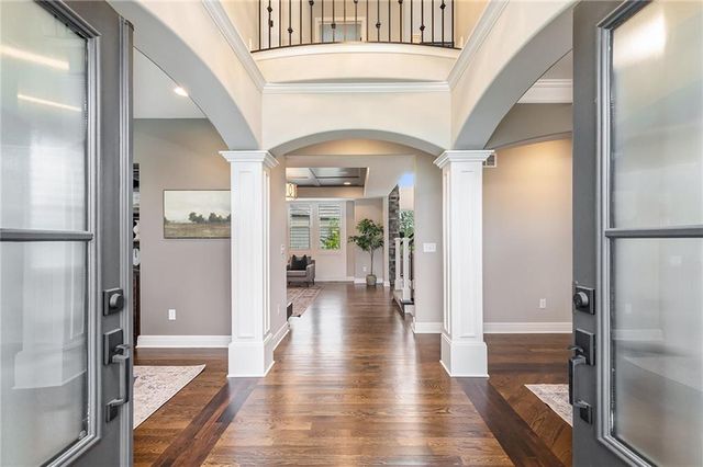 15801 Canterbury Street, Overland Park, KS 66224