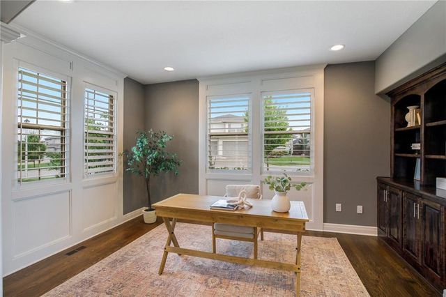 15801 Canterbury Street, Overland Park, KS 66224