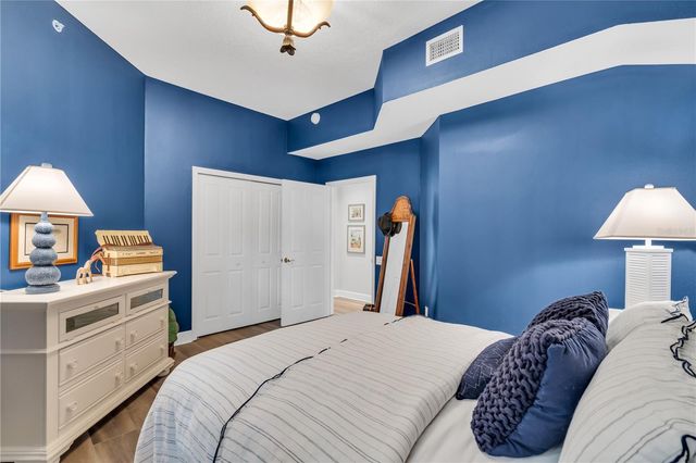 5204 BOUCHARD CIRCLE 102, Sarasota, FL 34238
