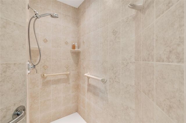 5204 BOUCHARD CIRCLE 102, Sarasota, FL 34238
