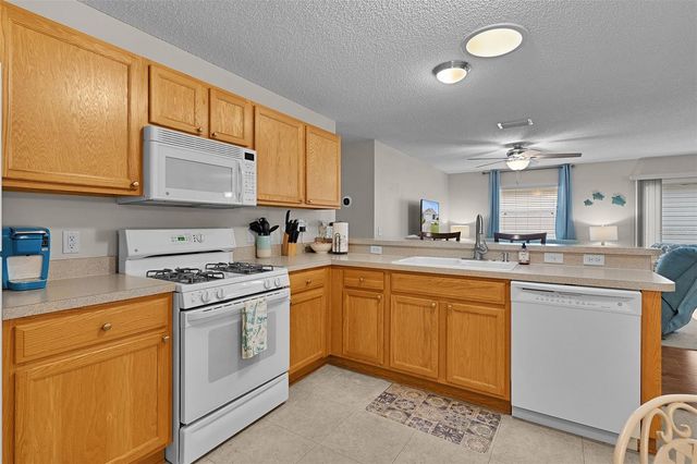 2595 ASCOT LOOP, The Villages, FL 32162