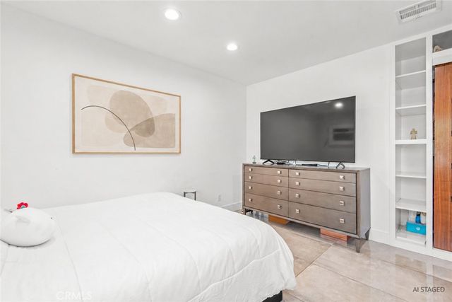 3007 3009 S Hobart Boulevard, Los Angeles, CA 90018