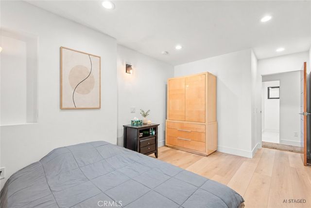 3007 3009 S Hobart Boulevard, Los Angeles, CA 90018