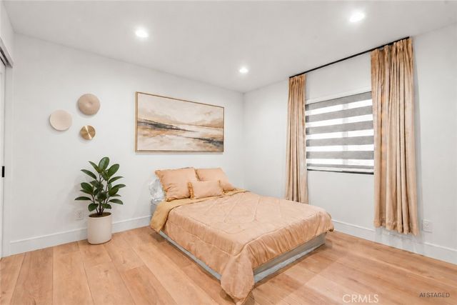 3007 3009 S Hobart Boulevard, Los Angeles, CA 90018