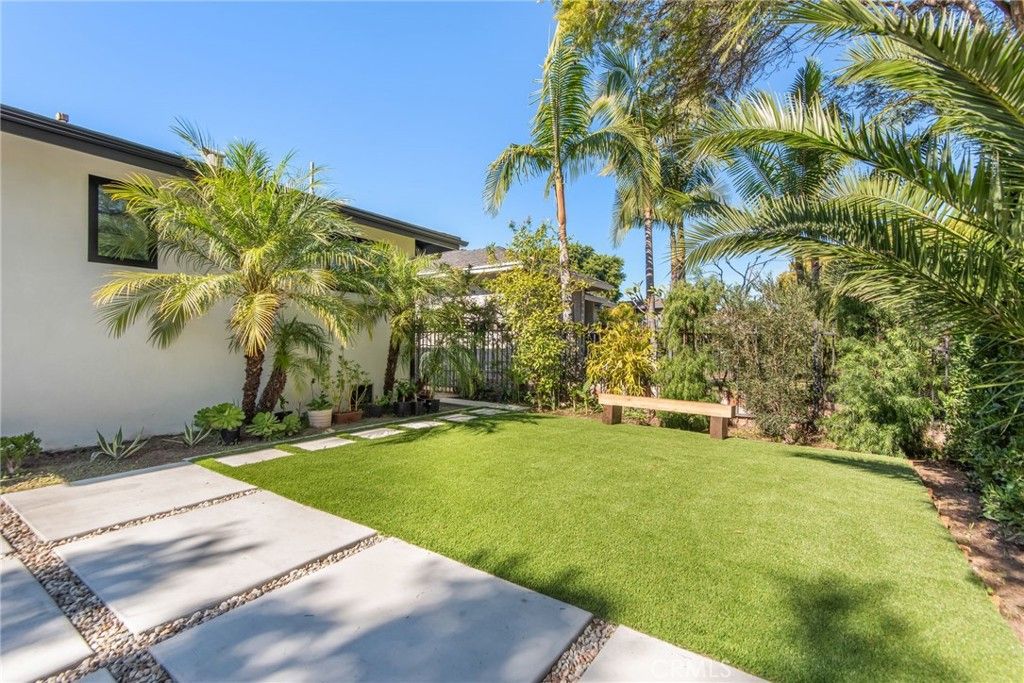 3007 3009 S Hobart Boulevard, Los Angeles, CA 90018 — photo 5