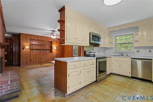 11116 Wychwood Dr, Mechanicsville, VA 23116