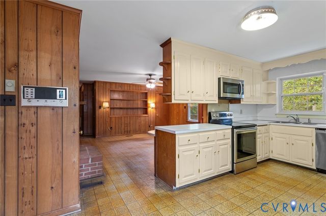 11116 Wychwood Dr, Mechanicsville, VA 23116
