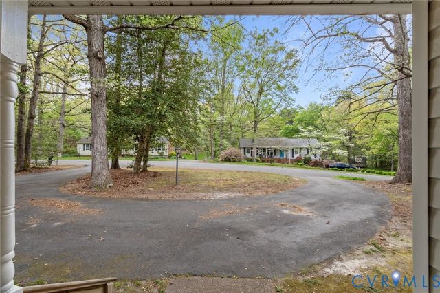 11116 Wychwood Dr, Mechanicsville, VA 23116