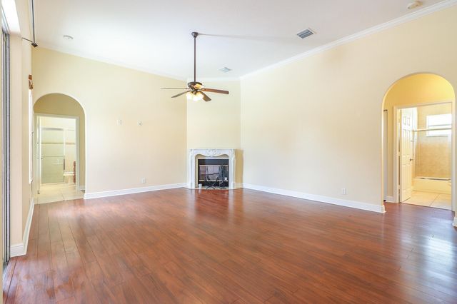15137 85th Avenue N, Palm Beach Gardens, FL 33418