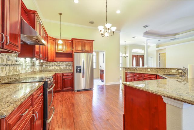 15137 85th Avenue N, Palm Beach Gardens, FL 33418