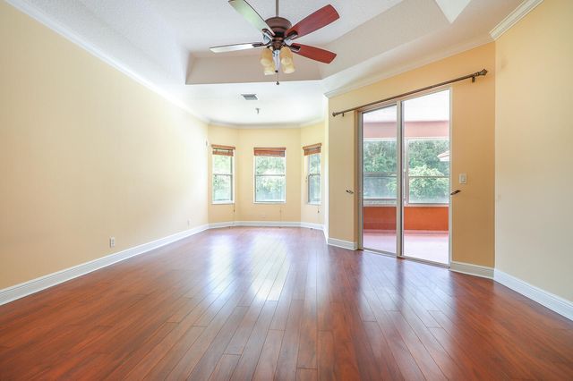 15137 85th Avenue N, Palm Beach Gardens, FL 33418