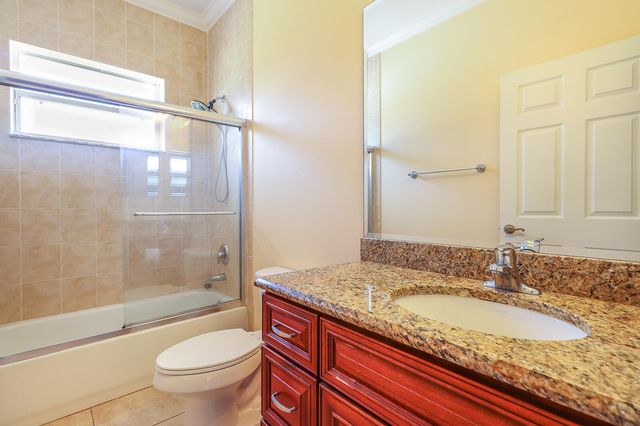 15137 85th Avenue N, Palm Beach Gardens, FL 33418