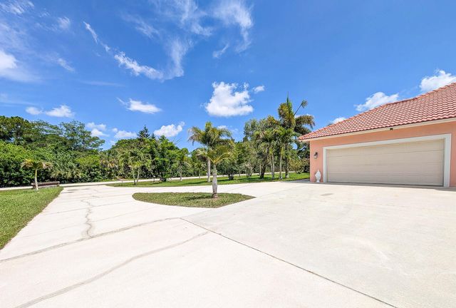 15137 85th Avenue N, Palm Beach Gardens, FL 33418