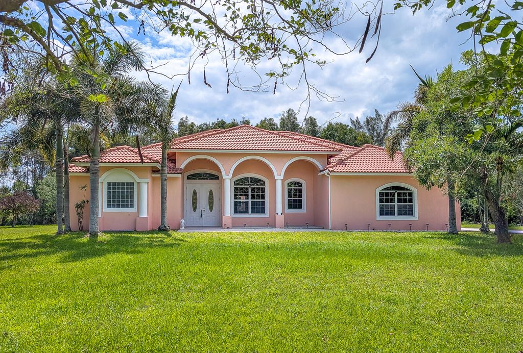 15137 85th Avenue N, Palm Beach Gardens, FL 33418