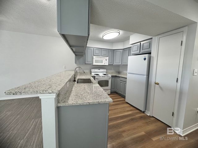 1235 W Lagoon Avenue, Gulf Shores, AL 36542