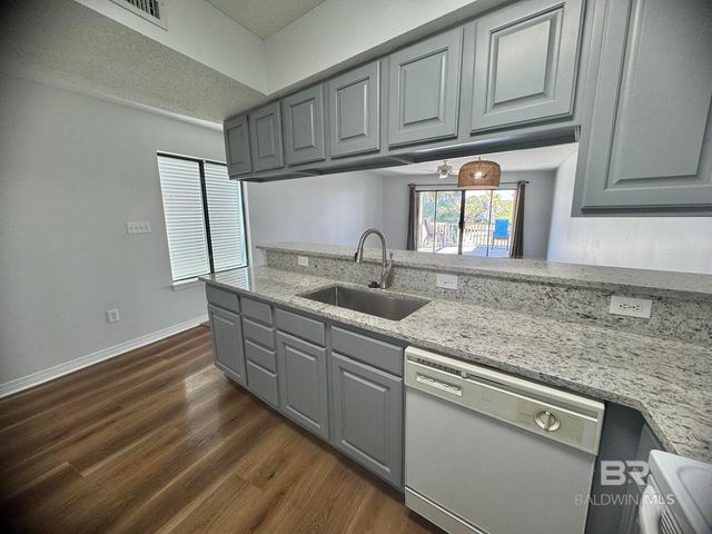 1235 W Lagoon Avenue, Gulf Shores, AL 36542