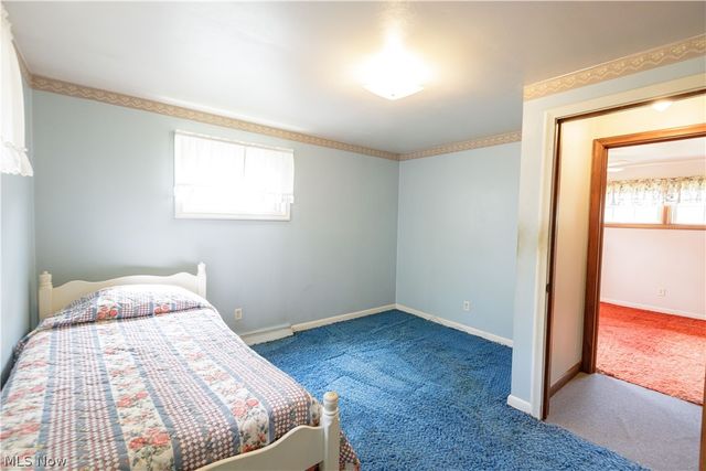 518 Hoover Place SE, Hartville, OH 44632