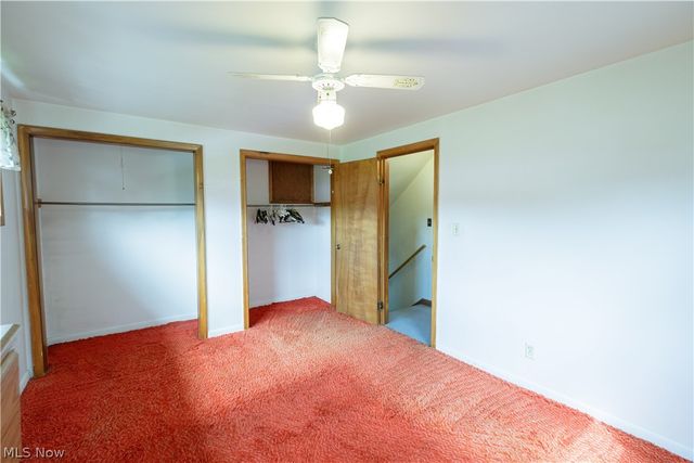 518 Hoover Place SE, Hartville, OH 44632