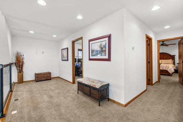 117 7th St SE, Minot, ND 58701
