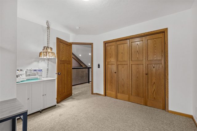 117 7th St SE, Minot, ND 58701