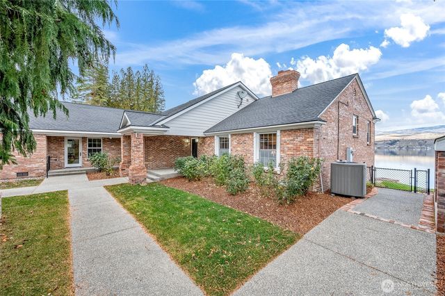 4102 US Highway 97A, Chelan, WA 98816