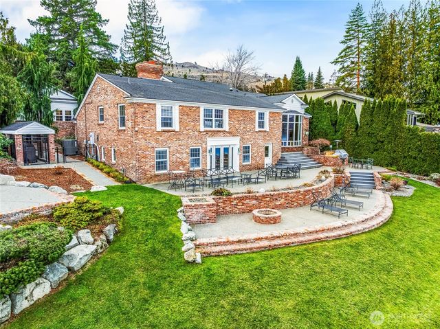 4102 US Highway 97A, Chelan, WA 98816