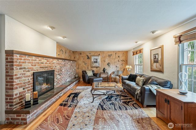 4102 US Highway 97A, Chelan, WA 98816