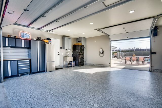 6172 Shields, Huntington Beach, CA 92647