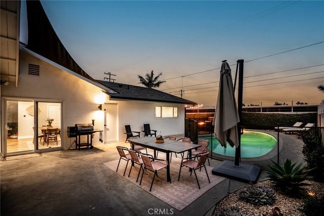 6172 Shields, Huntington Beach, CA 92647