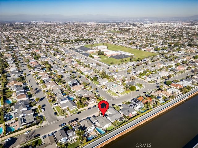 6172 Shields, Huntington Beach, CA 92647
