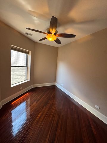 4819 S Prairie Avenue 3, Chicago, IL 60615