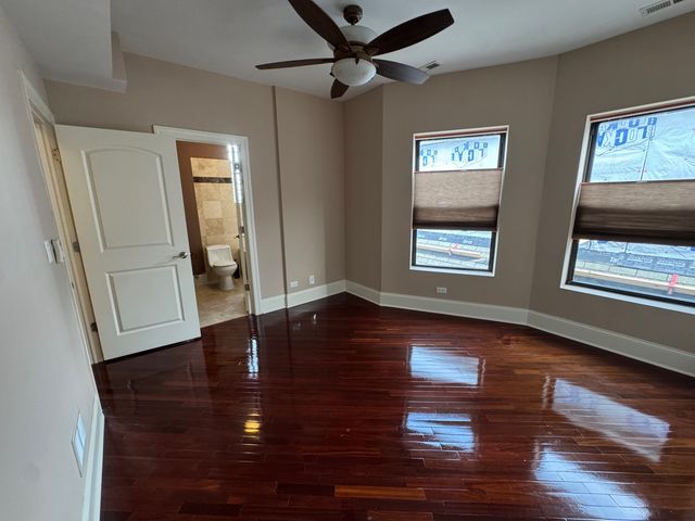 4819 S Prairie Avenue 3, Chicago, IL 60615