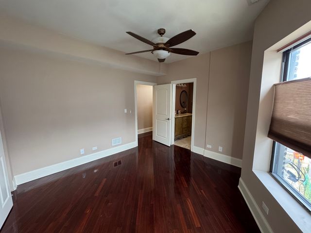 4819 S Prairie Avenue 3, Chicago, IL 60615