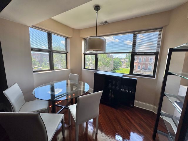 4819 S Prairie Avenue 3, Chicago, IL 60615