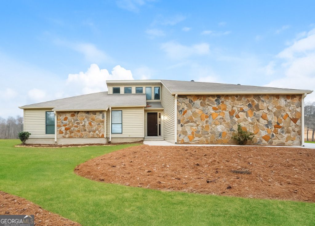 145 Whitney Way, Fayetteville, GA 30214