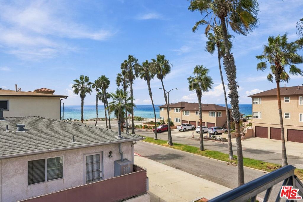 106 Vista Del Mar, Redondo Beach, CA 90277 — photo 5
