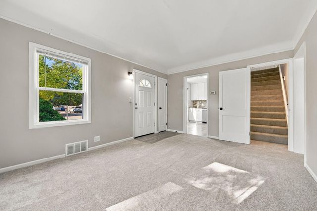 7431 Pillsbury Avenue S, Richfield, MN 55423