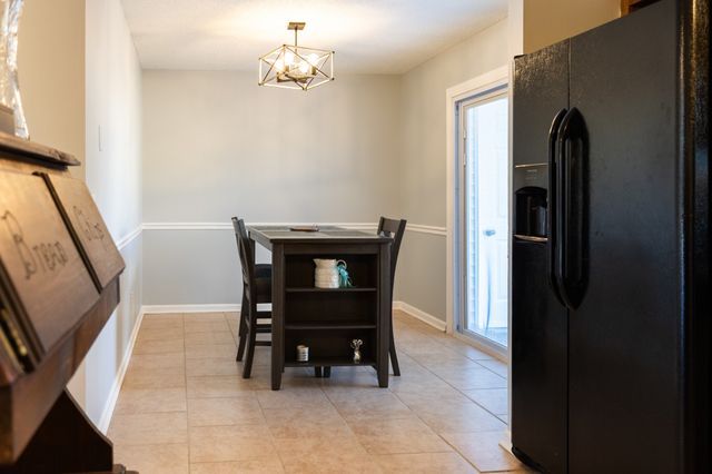 100 Deerpoint Ln, Hendersonville, TN 37075