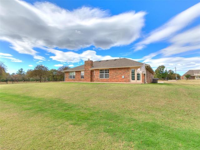 17809 Deer Trail, Mcloud, OK 74851