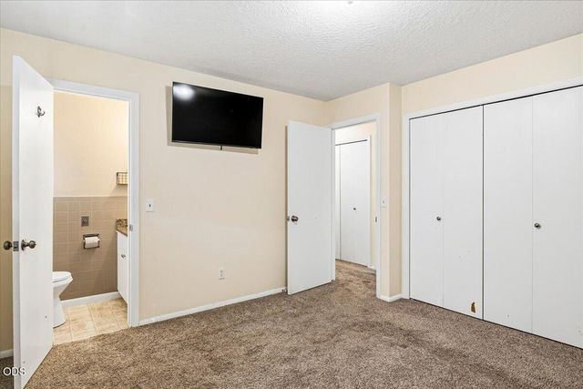 914 SW 15th Street, Redmond, OR 97756