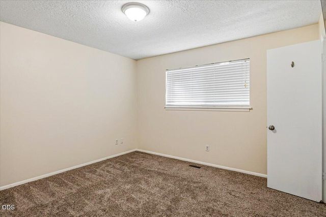 914 SW 15th Street, Redmond, OR 97756
