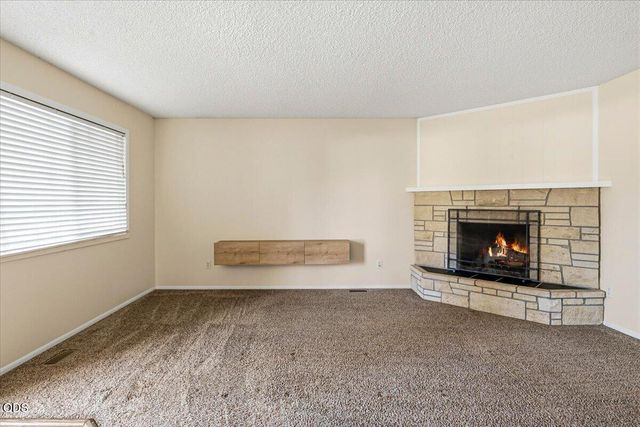 914 SW 15th Street, Redmond, OR 97756